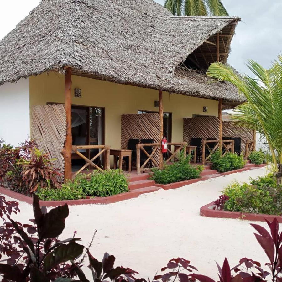 Amber Lodge Понгве Экстерьер фото